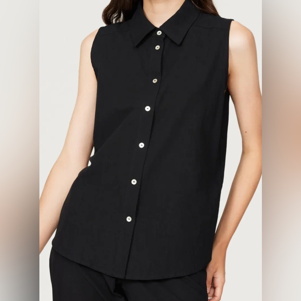DONNI. Black Button Down Sleeveless Top